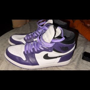 Air Jordan 1 court purple size 11